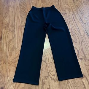 St. John Basics Pants Size 6